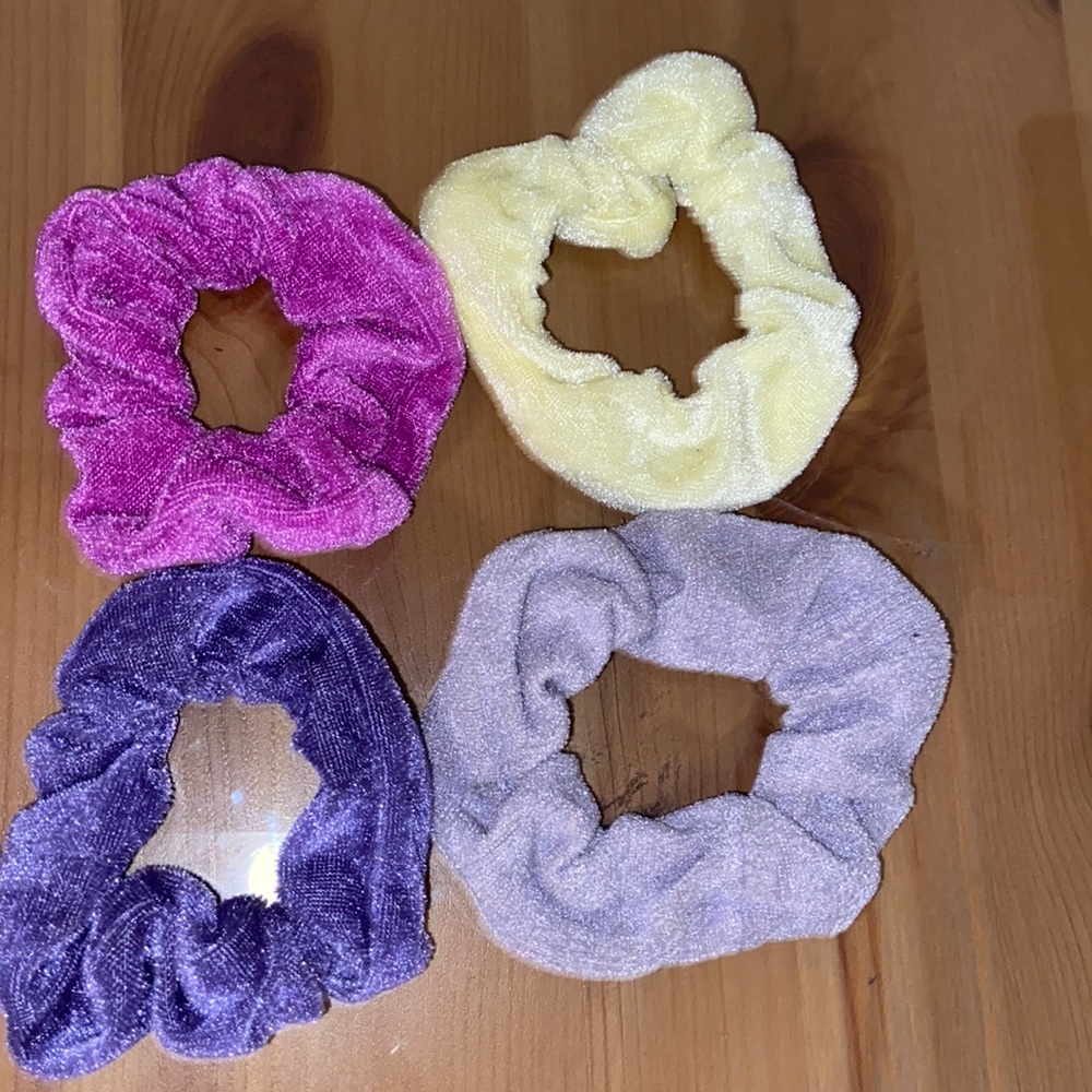 Scrunchie Set, willing to negotiate